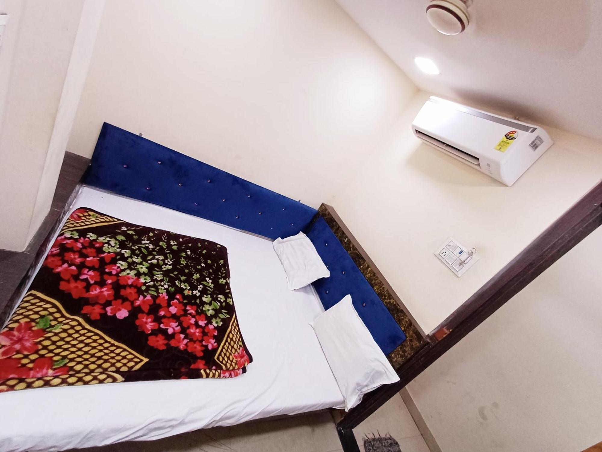 Blue Tower Ξενοδοχείο Ujjain Εξωτερικό φωτογραφία