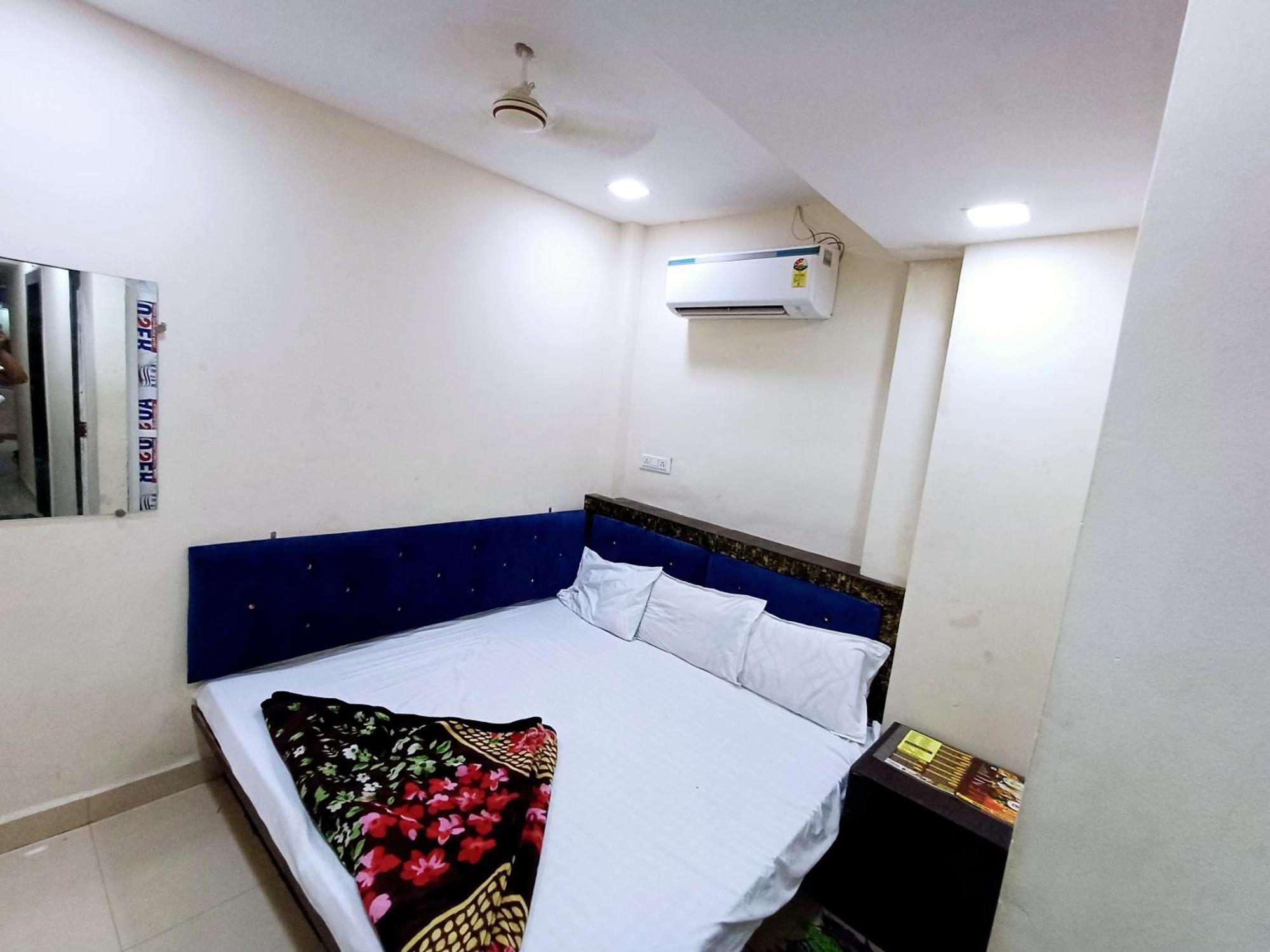 Blue Tower Ξενοδοχείο Ujjain Εξωτερικό φωτογραφία
